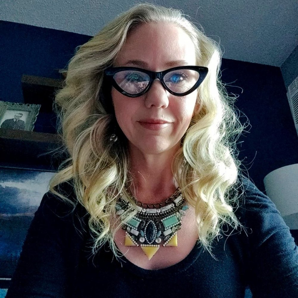 Meet your Posher, Tonya